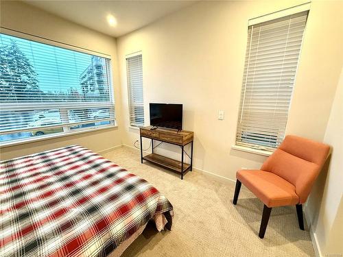 110-958 Pharoah Mews, Langford, BC - Indoor Photo Showing Bedroom