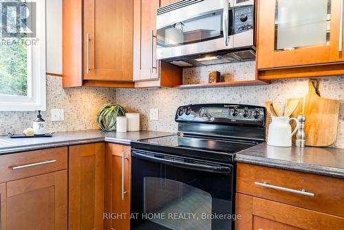 45 Hetherington Drive N, Clarington (Bowmanville), ON - Indoor Photo Showing Kitchen