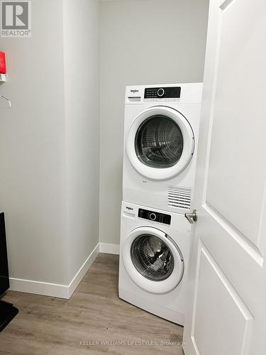 104 - 100 The Promenade Road, Central Elgin (Port Stanley), ON - Indoor Photo Showing Laundry Room