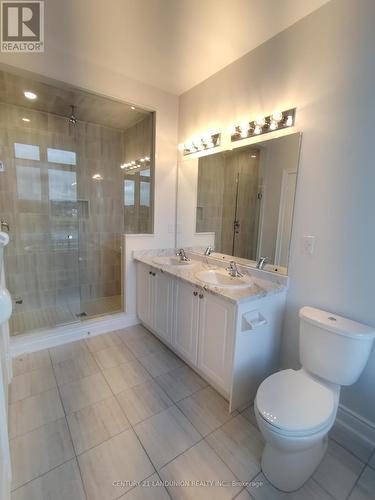 395 Tennant Circle, Vaughan (Vellore Village), ON - Indoor Photo Showing Bathroom