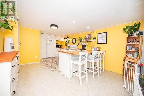 1448 Perrault Road, Eganville, ON - Indoor