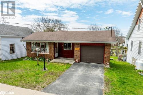 28 Bond Street E, Fenelon Falls, ON - Outdoor