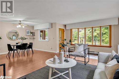 28 Bond Street E, Fenelon Falls, ON - Indoor Photo Showing Living Room