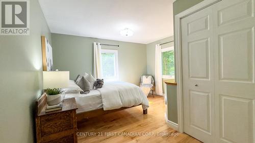 3856 Hamilton Road, Thames Centre (Dorchester), ON - Indoor Photo Showing Bedroom