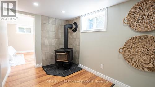 3856 Hamilton Road, Thames Centre (Dorchester), ON - Indoor Photo Showing Other Room