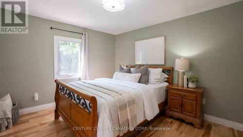 3856 Hamilton Road, Thames Centre (Dorchester), ON - Indoor Photo Showing Bedroom