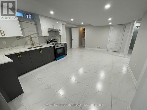 Bsmt - 36 Sunnyside Hill Road, Markham, ON - Indoor Photo Showing Kitchen With Double Sink