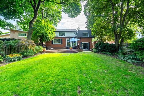 60 Inverness Avenue W, Hamilton, ON - Outdoor