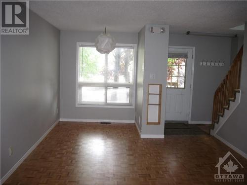 467 Parkdale Avenue, Ottawa, ON - Indoor Photo Showing Other Room