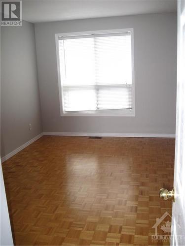 467 Parkdale Avenue, Ottawa, ON - Indoor Photo Showing Other Room