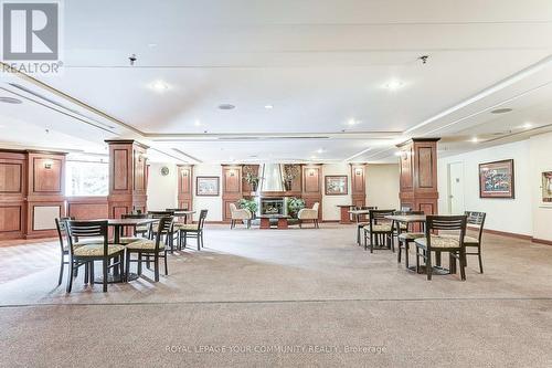 1828 - 68 Corporate Drive, Toronto (Woburn), ON - Indoor Photo Showing Dining Room