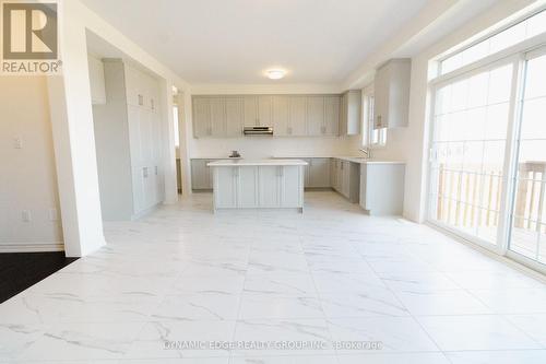 119 Bluebird Boulevard, Adjala-Tosorontio (Colgan), ON - Indoor Photo Showing Kitchen