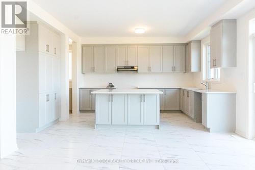 119 Bluebird Boulevard, Adjala-Tosorontio (Colgan), ON - Indoor Photo Showing Kitchen