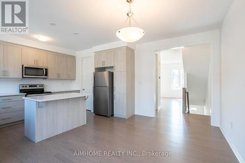 1367 William Halton Parkway, Oakville, ON - Indoor Photo Showing Kitchen