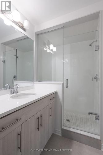 1367 William Halton Parkway, Oakville, ON - Indoor Photo Showing Bathroom