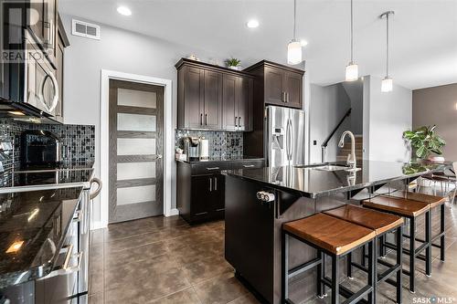 139 Johns Road, Saskatoon, SK - Indoor Photo Showing Kitchen With Stainless Steel Kitchen With Upgraded Kitchen