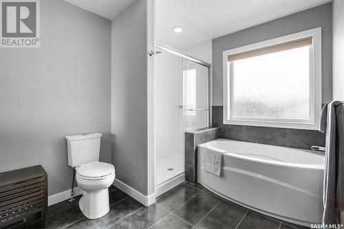 139 Johns Road, Saskatoon, SK - Indoor Photo Showing Bathroom