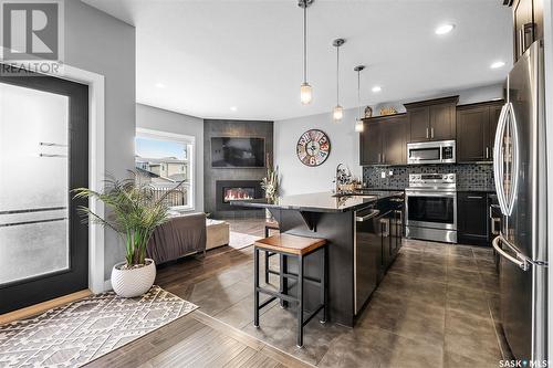 139 Johns Road, Saskatoon, SK - Indoor Photo Showing Kitchen With Stainless Steel Kitchen With Upgraded Kitchen