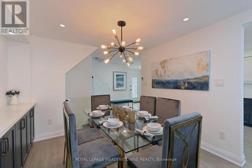 5226 Bushelgrove Circle, Mississauga, ON - Indoor Photo Showing Dining Room