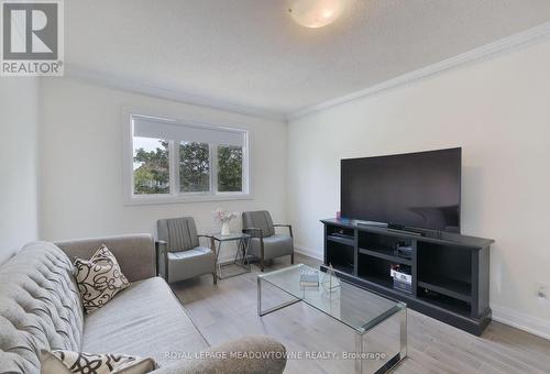 5226 Bushelgrove Circle, Mississauga (Central Erin Mills), ON - Indoor Photo Showing Living Room