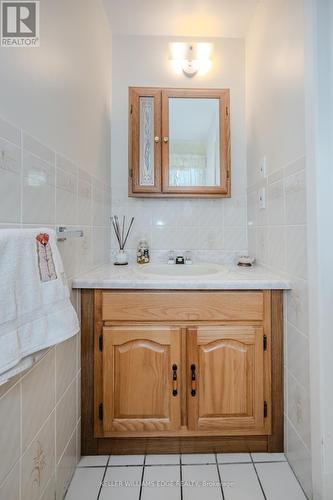 163 Briarwood Avenue, Toronto (West Humber-Clairville), ON - Indoor Photo Showing Bathroom