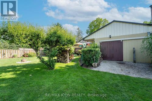 258 Anna Street S, North Middlesex (Parkhill), ON - Outdoor