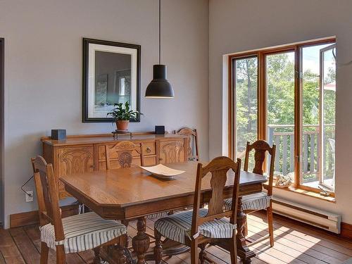 Dining room - 2147 Ch. Du Lac-Quenouille, Val-Des-Lacs, QC - Indoor Photo Showing Dining Room