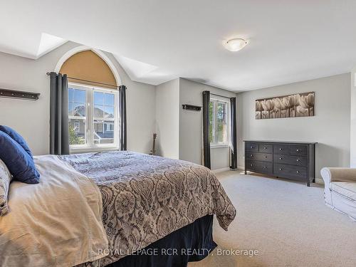 160 Shephard Ave, New Tecumseth, ON - Indoor Photo Showing Bedroom