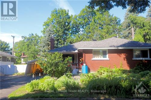 738 Manitou Drive, Ottawa, ON - Outdoor