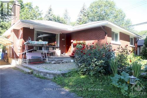 738 Manitou Drive, Ottawa, ON - Outdoor