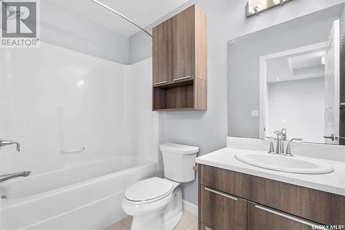 305 315 Kloppenburg Link, Saskatoon, SK - Indoor Photo Showing Bathroom