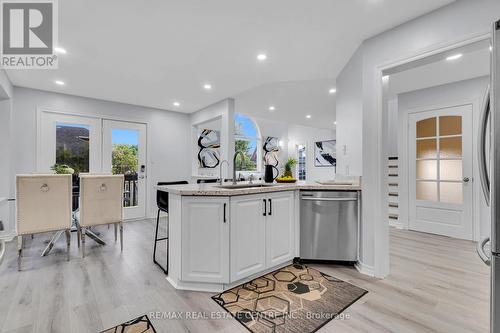 513 Britannia Avenue, Oshawa, ON - Indoor Photo Showing Kitchen