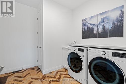 135 Foxborough Place, Thames Centre (Thorndale), ON - Indoor Photo Showing Laundry Room