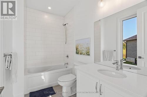 135 Foxborough Place, Thames Centre (Thorndale), ON - Indoor Photo Showing Bathroom