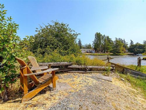 164 White Pine Rd, View Royal, BC 