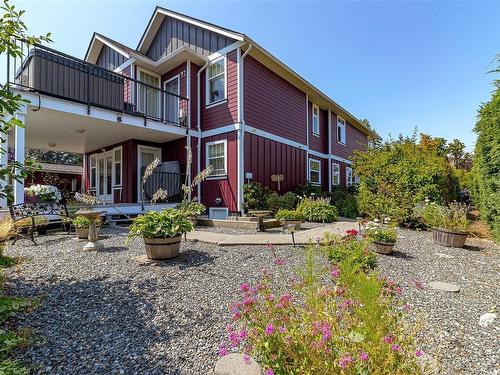 164 White Pine Rd, View Royal, BC 