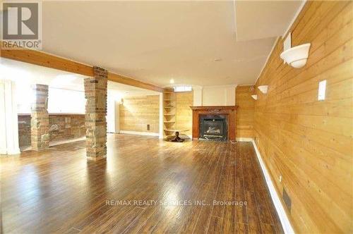 16 Blenheim Drive, Brampton (Heart Lake East), ON - Indoor With Fireplace