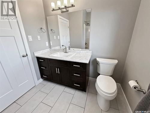 111 Warkentin Road, Swift Current Rm No. 137, SK - Indoor Photo Showing Bathroom