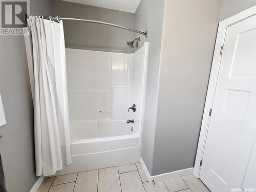 111 Warkentin Road, Swift Current Rm No. 137, SK - Indoor Photo Showing Bathroom