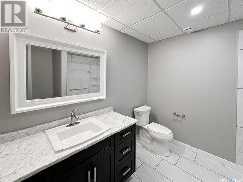 111 Warkentin Road, Swift Current Rm No. 137, SK - Indoor Photo Showing Bathroom