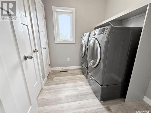 111 Warkentin Road, Swift Current Rm No. 137, SK - Indoor Photo Showing Laundry Room