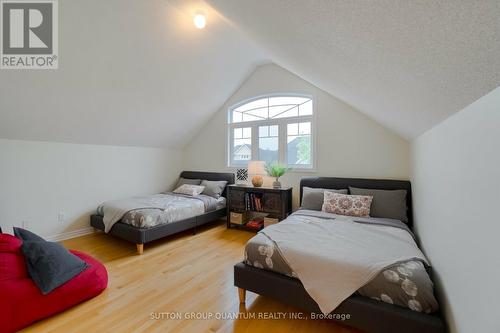 25 Waterview Road, Wasaga Beach, ON - Indoor Photo Showing Bedroom