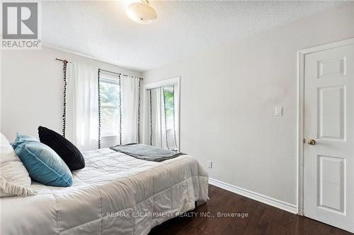 426 Delrex Boulevard, Halton Hills (Georgetown), ON - Indoor Photo Showing Bedroom