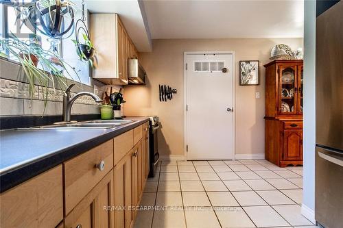 152 Kingsway Street, Welland, ON - Indoor Photo Showing Bedroom