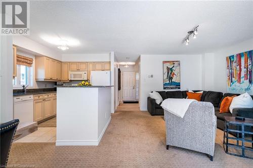 28 Ramblings Way Unit# 42, Collingwood, ON - Indoor Photo Showing Kitchen