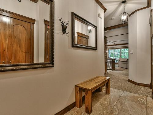 Corridor - 7-102 Ch. Des Quatre-Sommets, Mont-Tremblant, QC - Indoor Photo Showing Other Room