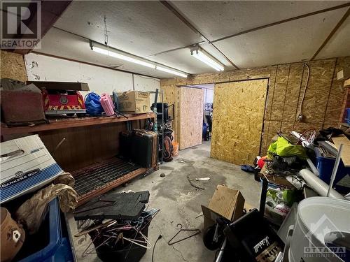 5347 138 Highway, Cornwall, ON - Indoor Photo Showing Garage