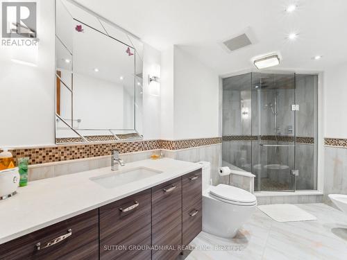 604 - 7 Townsgate Drive, Vaughan, ON - Indoor Photo Showing Bathroom