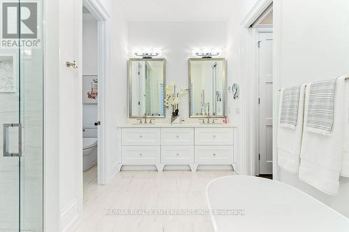 13 - 133 Georgian Bay Lane, Blue Mountains, ON - Indoor Photo Showing Bathroom