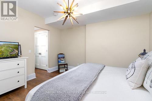 13 - 133 Georgian Bay Lane, Blue Mountains, ON - Indoor Photo Showing Bedroom